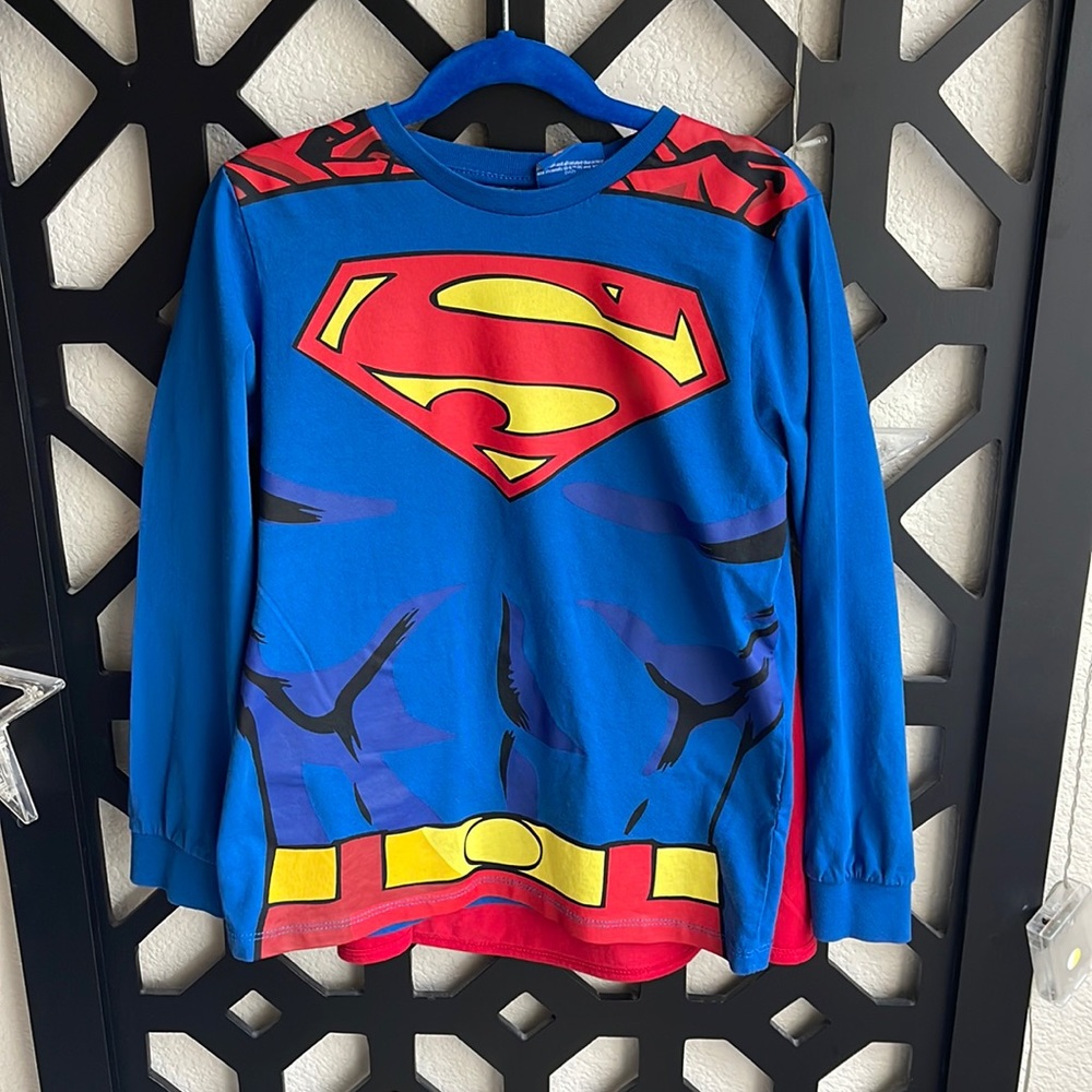 Superman with cape long  sleeve tee size 8-9